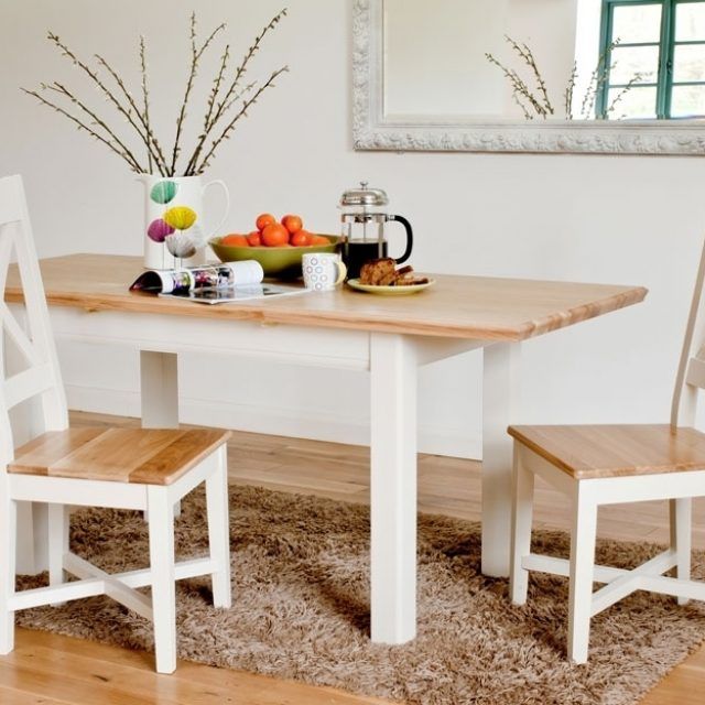 2024 Popular Small Extending Dining Tables and Chairs