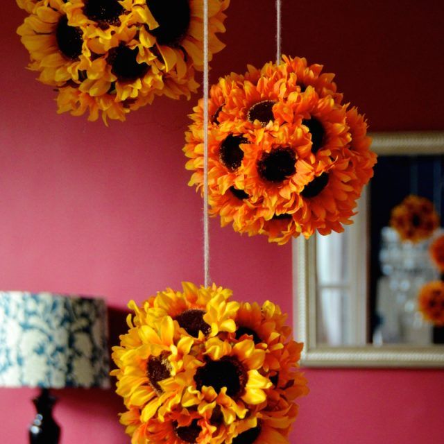 15 Collection of Hanging Sunflower