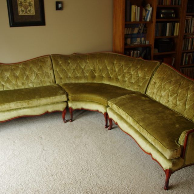 10 Best Vintage Sectional Sofas