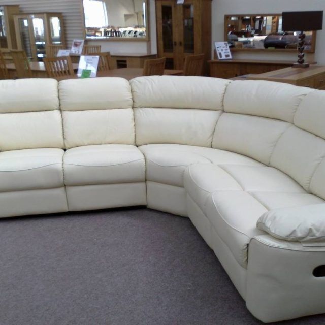 10 Collection of Rounded Corner Sectional Sofas