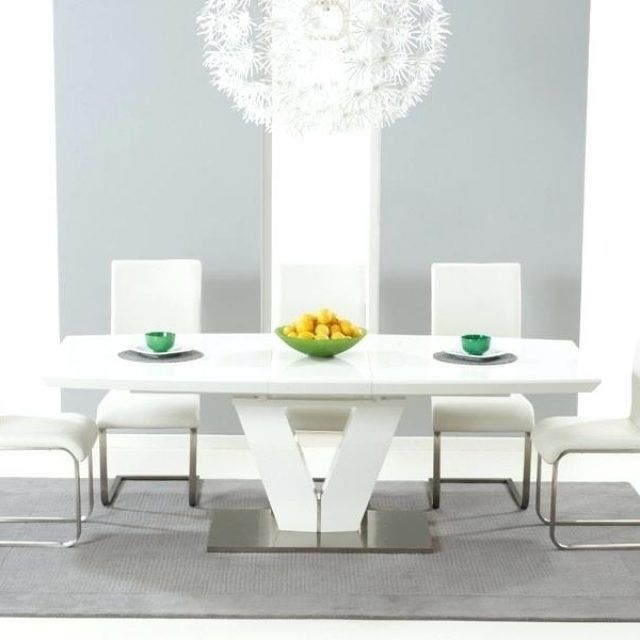 2024 Popular High Gloss Extendable Dining Tables